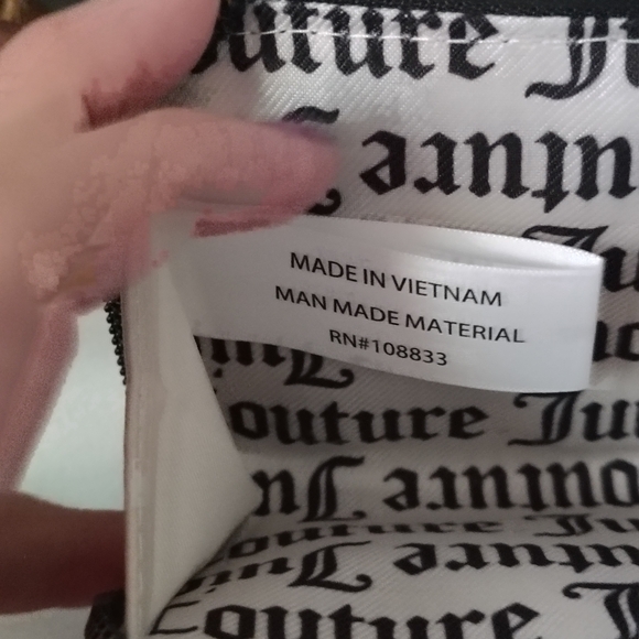 Juicy Couture Small Black Wallet EUC - Picture 8 of 14